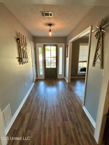 2723 N Sycamore Cove, Pearl, MS 39208