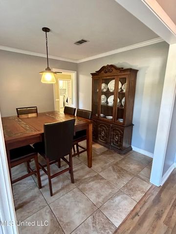 2723 N Sycamore Cove, Pearl, MS 39208