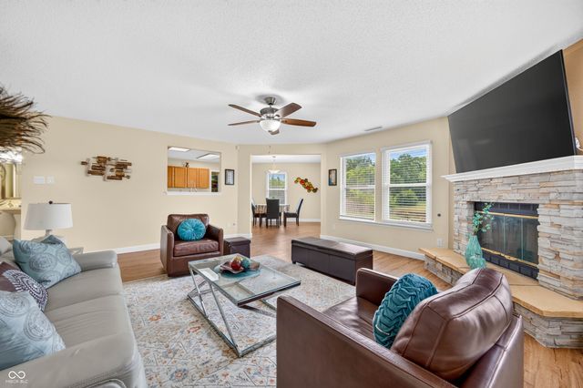 1811 Sonesta Lane, Indianapolis, IN 46217