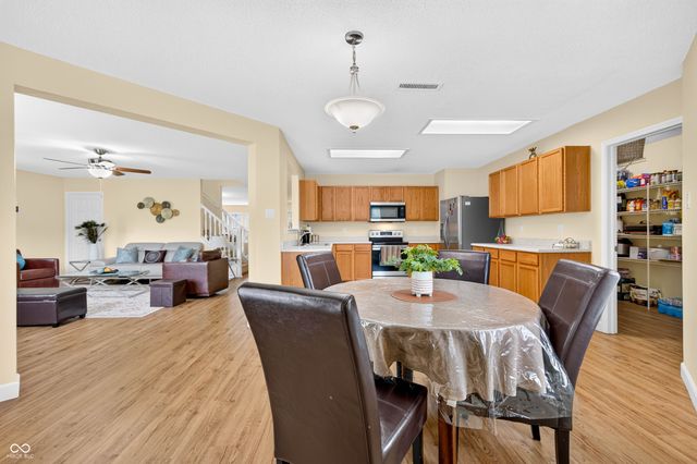 1811 Sonesta Lane, Indianapolis, IN 46217