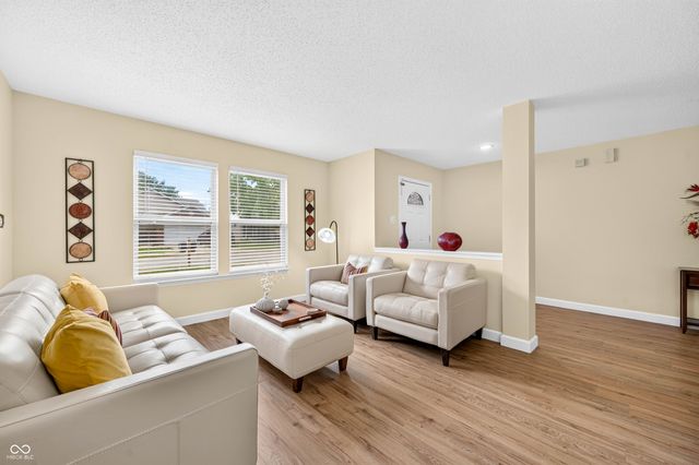1811 Sonesta Lane, Indianapolis, IN 46217