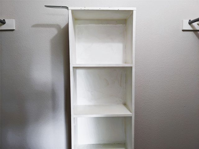 2100 Tanglewilde Street 421, Houston, TX 77063