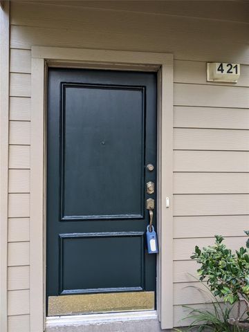 2100 Tanglewilde Street 421, Houston, TX 77063