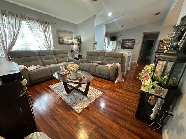 875 GRAND REGENCY POINT 203, Altamonte Springs, FL 32714