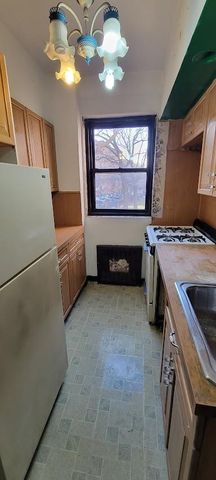 99-60 63rd Road 1B, Rego Park, NY 11374