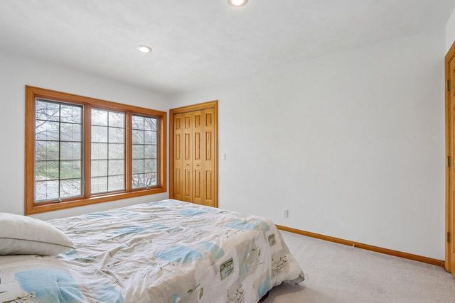 9321 42nd AVENUE, Pleasant Prairie, WI 53158