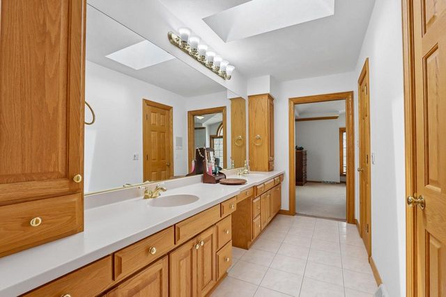 9321 42nd AVENUE, Pleasant Prairie, WI 53158