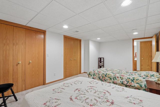 9321 42nd AVENUE, Pleasant Prairie, WI 53158