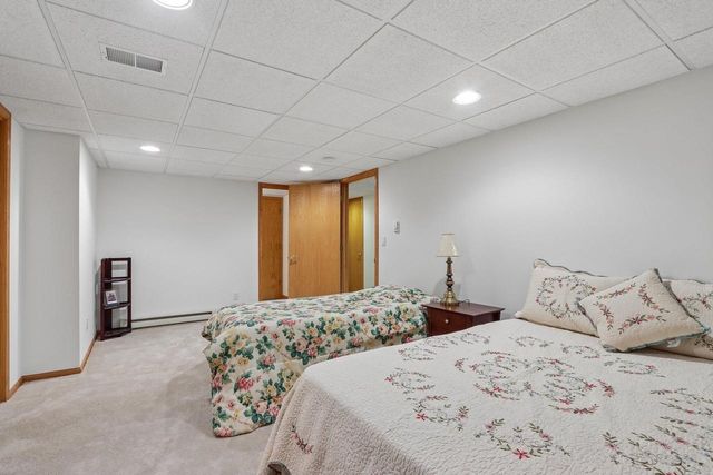 9321 42nd AVENUE, Pleasant Prairie, WI 53158