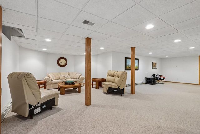 9321 42nd AVENUE, Pleasant Prairie, WI 53158