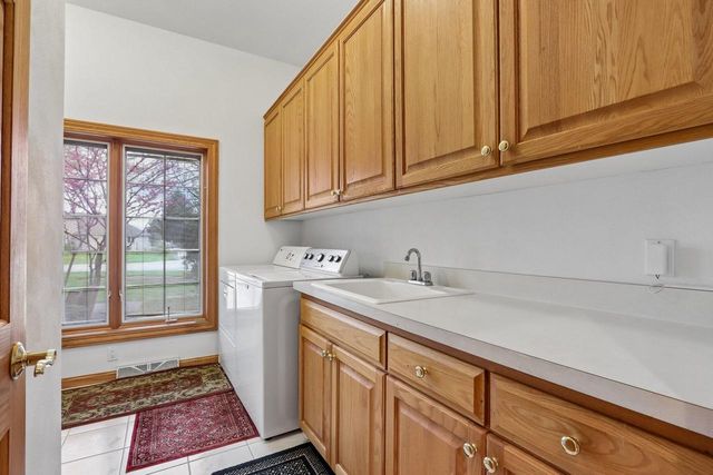 9321 42nd AVENUE, Pleasant Prairie, WI 53158