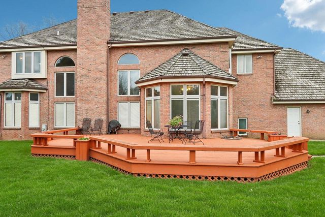 9321 42nd AVENUE, Pleasant Prairie, WI 53158