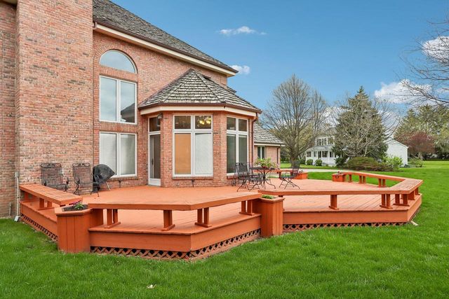 9321 42nd AVENUE, Pleasant Prairie, WI 53158