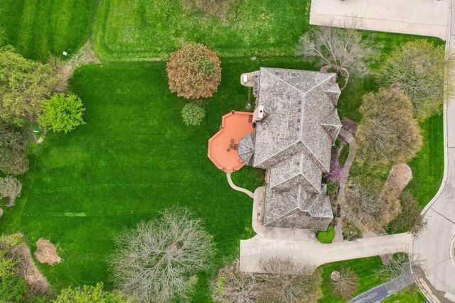 9321 42nd AVENUE, Pleasant Prairie, WI 53158