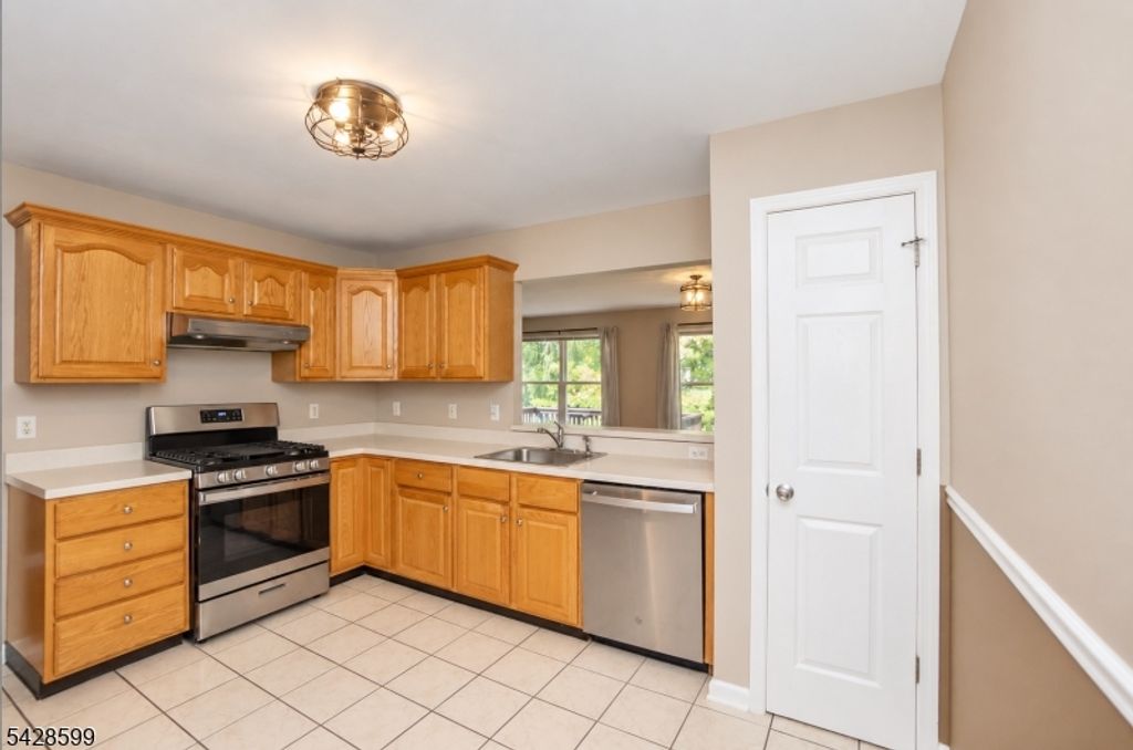 4 Eagles Nest Ln, Hardyston Twp., NJ 07419 — photo 3