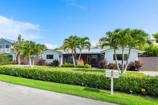 30 Hersey Drive, Ocean Ridge, FL 33435