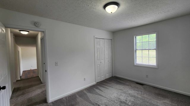 1825 Free Hill Rd, Celina, TN 38551