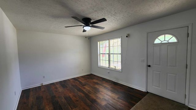1825 Free Hill Rd, Celina, TN 38551
