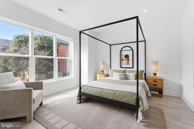 5354 ZENITH OLOOK, Bethesda, MD 20816