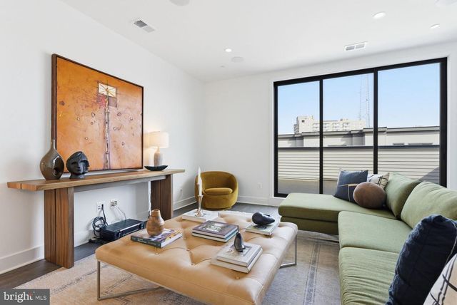 5354 ZENITH OLOOK, Bethesda, MD 20816