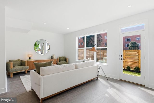 5354 ZENITH OLOOK, Bethesda, MD 20816