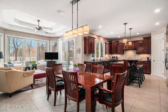 4226 Back Ridge Way, Monclova, OH 43542