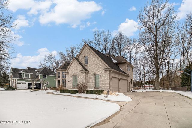 4226 Back Ridge Way, Monclova, OH 43542