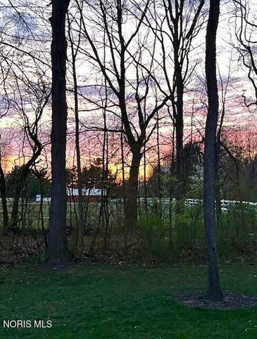 4226 Back Ridge Way, Monclova, OH 43542