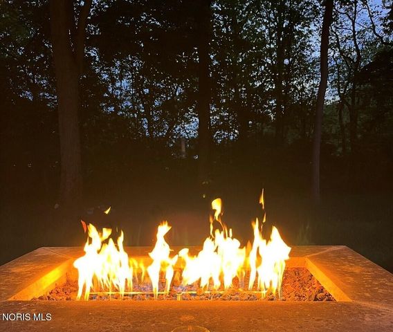 4226 Back Ridge Way, Monclova, OH 43542