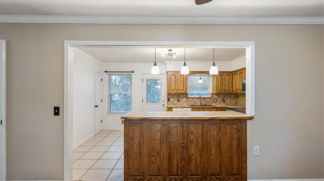 609 Kimberly Drive, Excelsior Springs, MO 64024