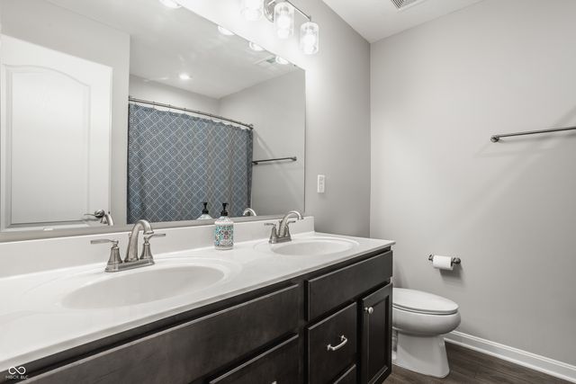 164 Oakhurst Way, Westfield, IN 46074