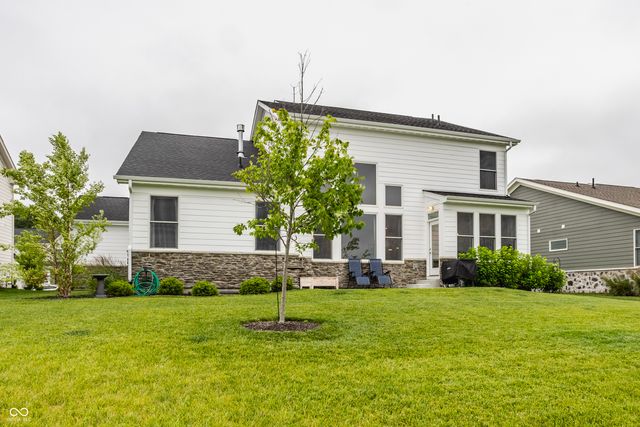 164 Oakhurst Way, Westfield, IN 46074
