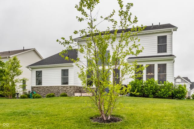 164 Oakhurst Way, Westfield, IN 46074
