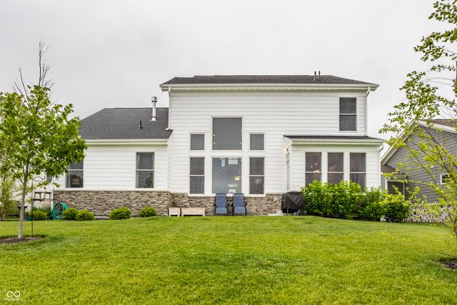 164 Oakhurst Way, Westfield, IN 46074