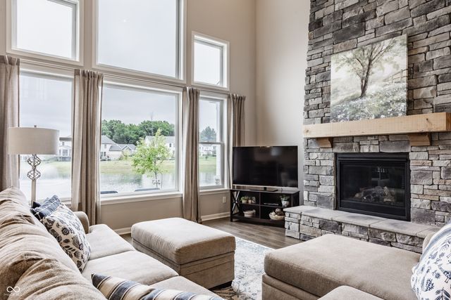 164 Oakhurst Way, Westfield, IN 46074