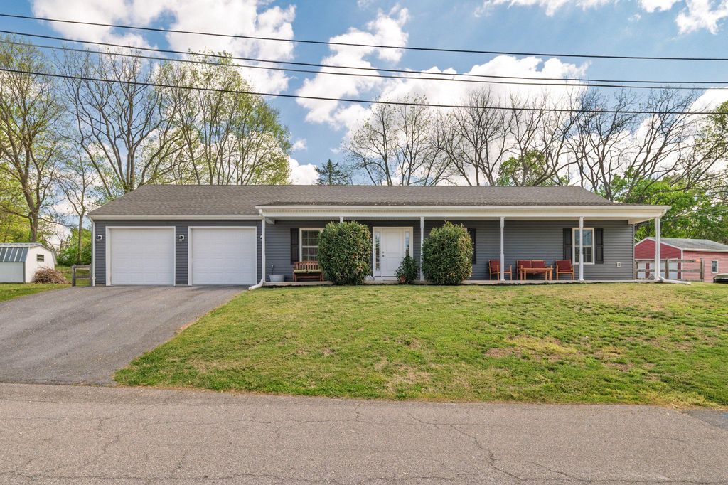 105 N POTOMAC ST, Sharpsburg, MD 21782