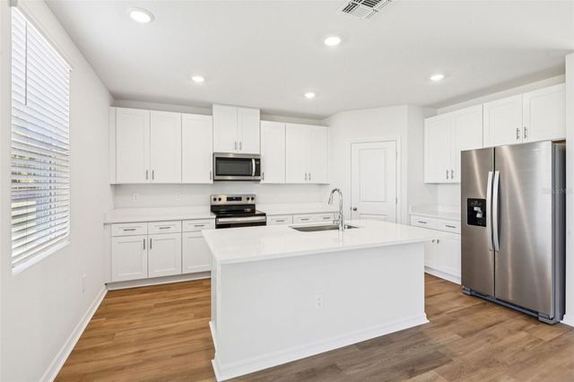 12601 HOMELAND DRIVE, Dade City, FL 33525