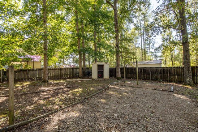 415 CAGLE CIR, Savannah, TN 38372