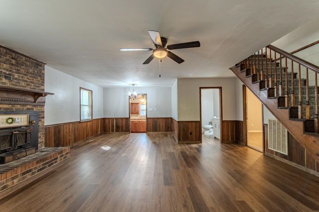 415 CAGLE CIR, Savannah, TN 38372