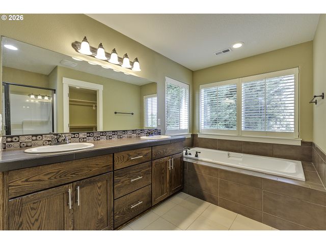 3367 Nw 165TH Pl, Beaverton, OR 97006