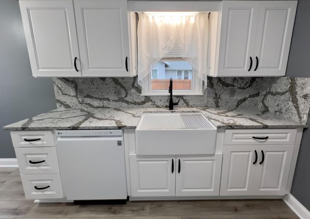 2708 AVENUE I, Council Bluffs, IA 51501
