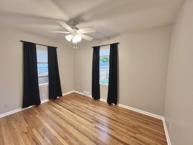 2708 AVENUE I, Council Bluffs, IA 51501