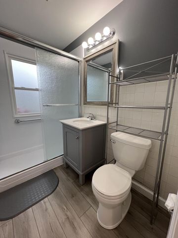 2708 AVENUE I, Council Bluffs, IA 51501