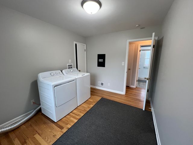 2708 AVENUE I, Council Bluffs, IA 51501