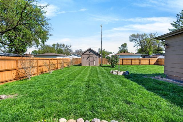 2708 AVENUE I, Council Bluffs, IA 51501
