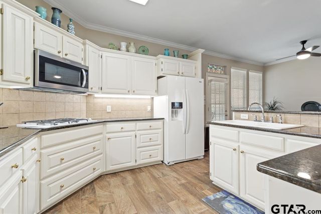 3441 Bienville Ct, Tyler, TX 75701