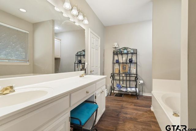 3441 Bienville Ct, Tyler, TX 75701