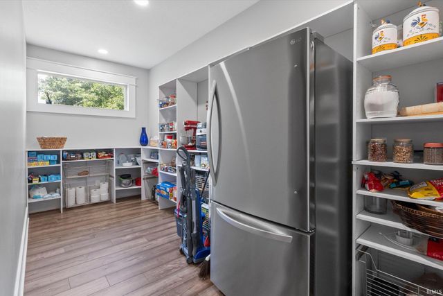 13309 Sangiovese Place, Fort Wayne, IN 46845