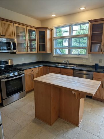 1705 Waterleaf Drive 1705, Franklin Park, PA 15143