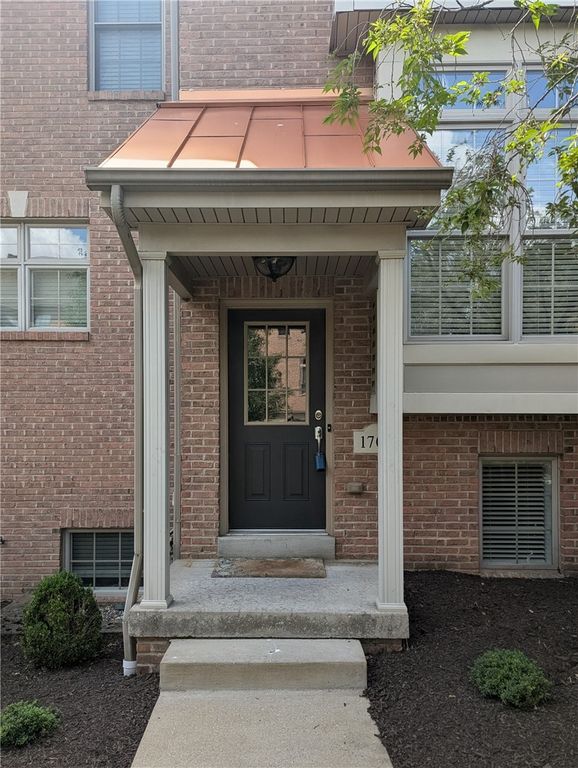 1705 Waterleaf Drive 1705, Franklin Park, PA 15143
